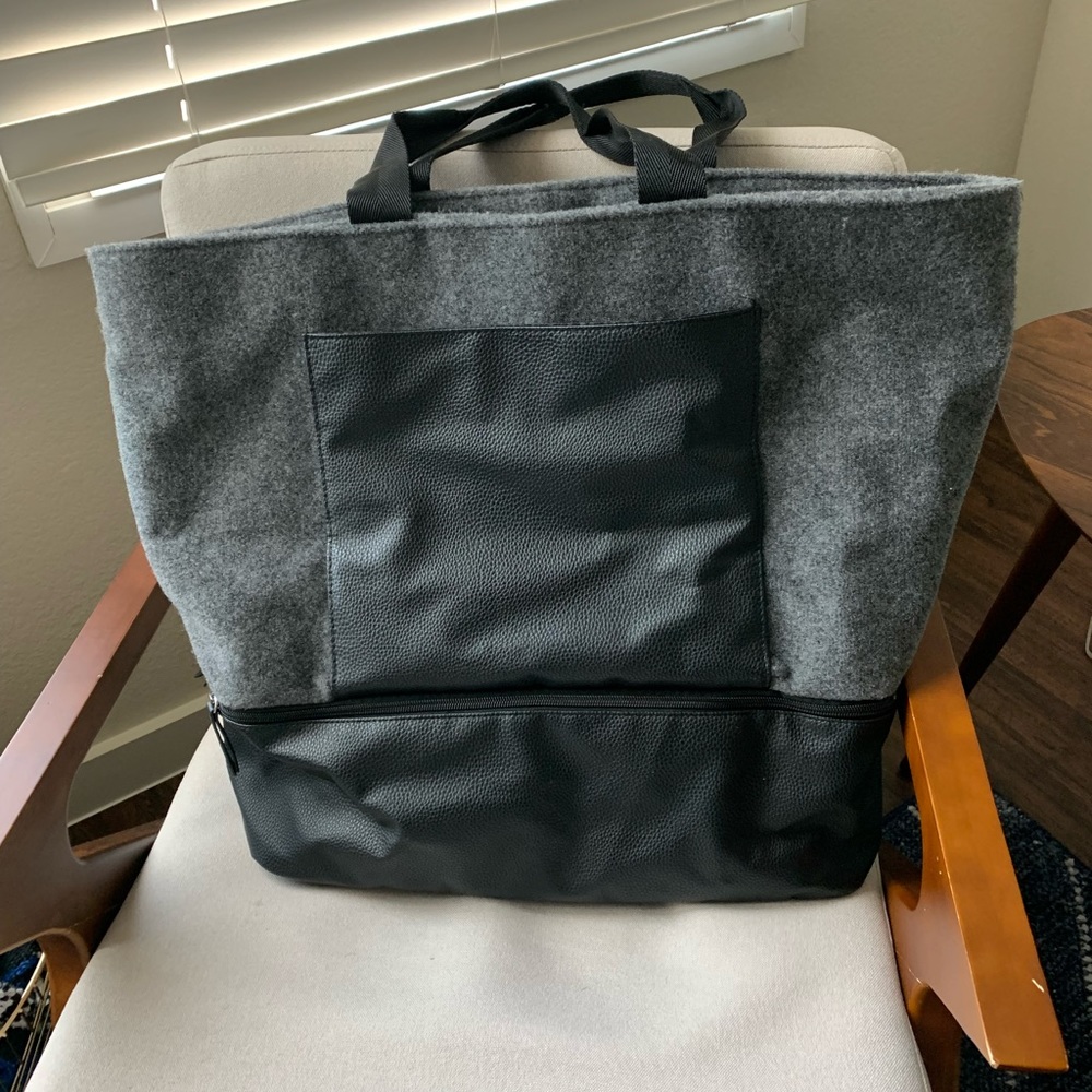 Weekender Bag with Shoe compartment